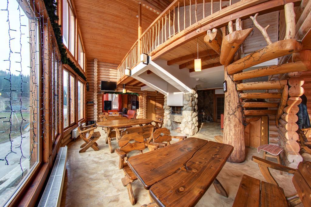 Hotel Bereg Bukovel Esterno foto