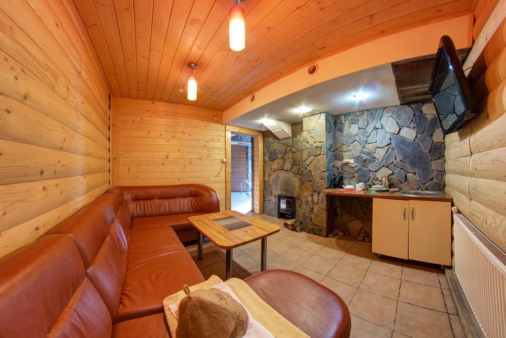 Hotel Bereg Bukovel Esterno foto