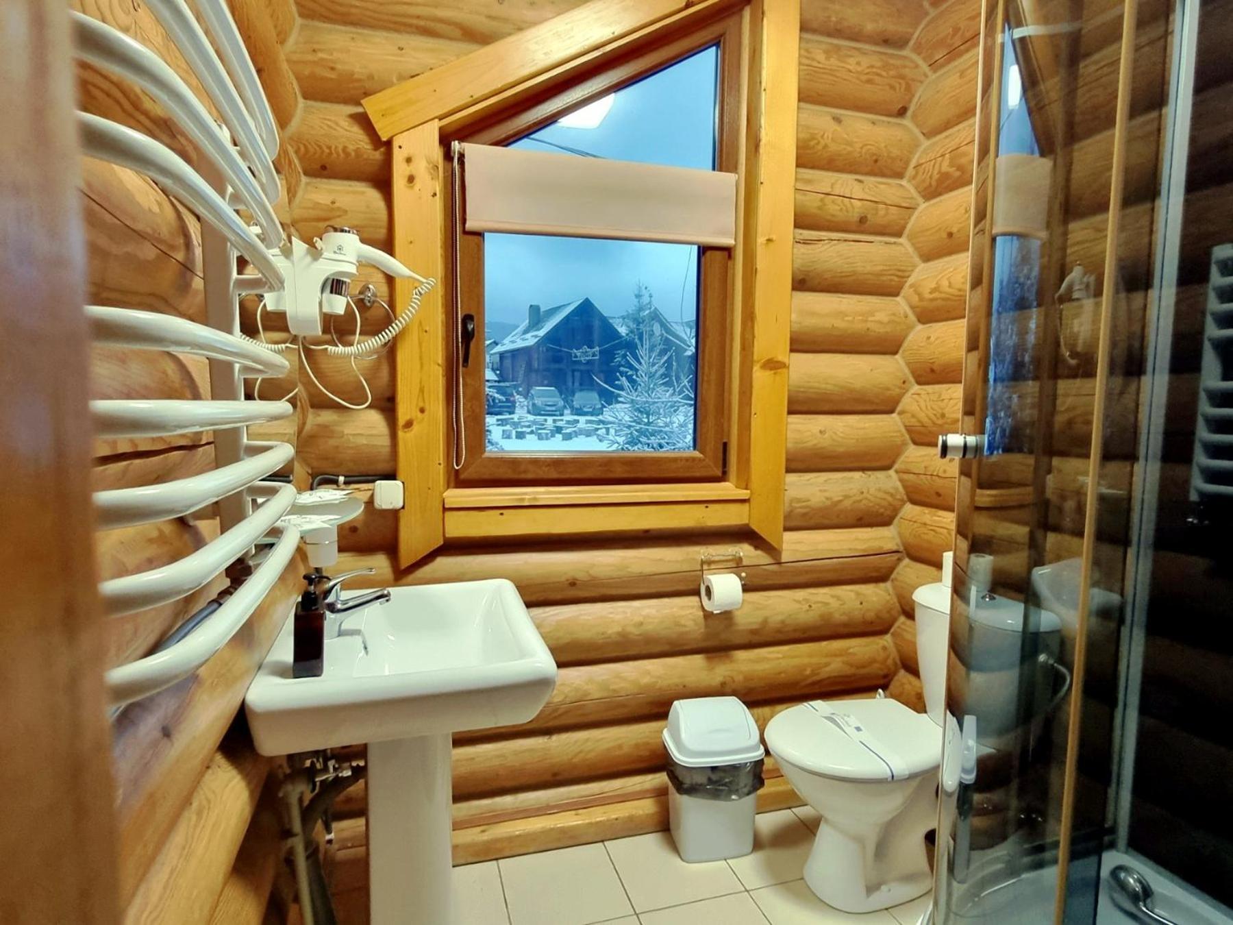 Hotel Bereg Bukovel Esterno foto