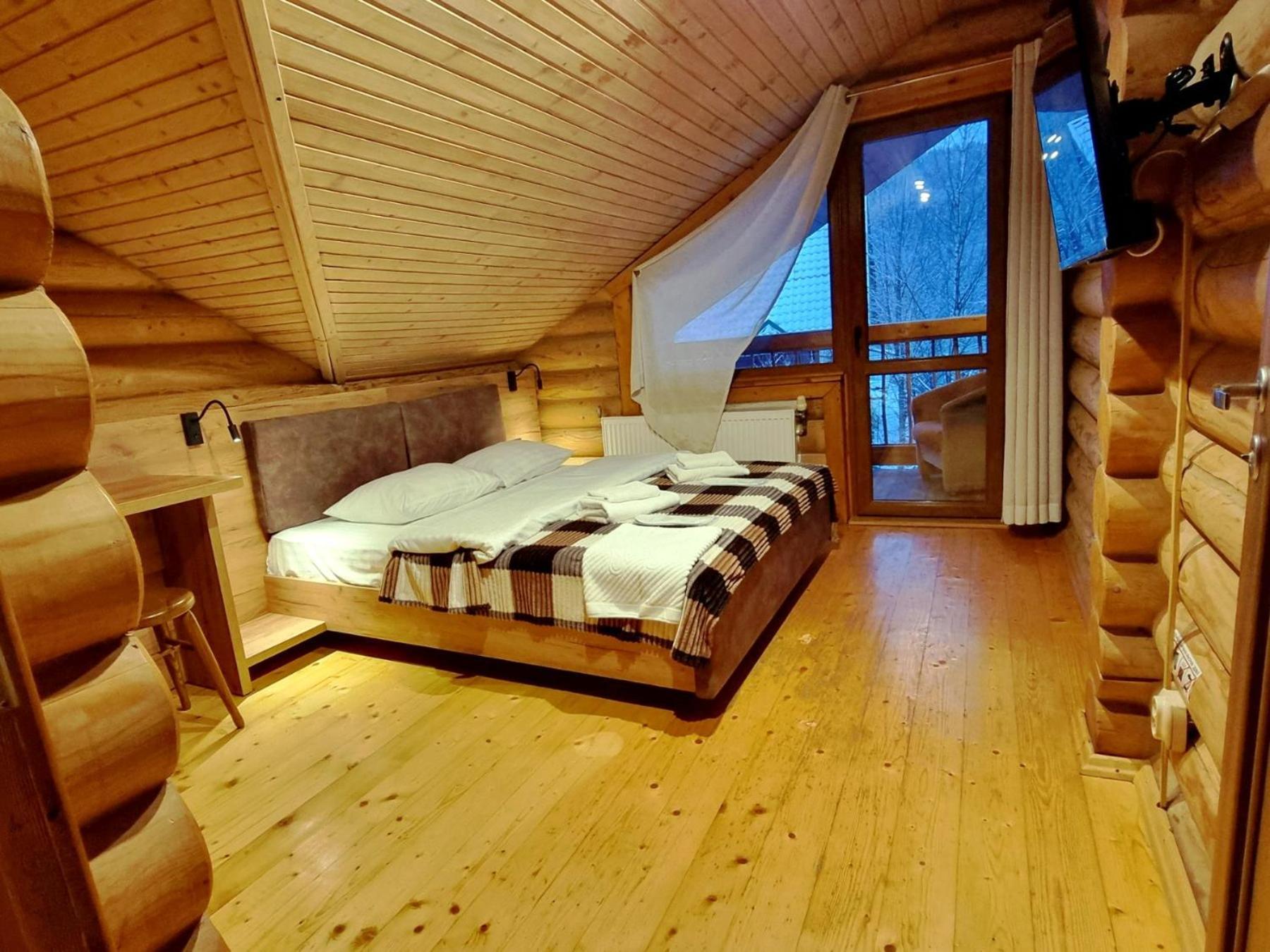 Hotel Bereg Bukovel Esterno foto